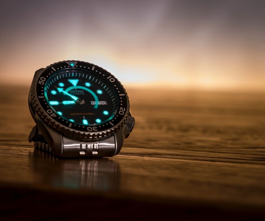 Read more about the article Seiko SKX007/009 Homage: 5 Cheaper Alternatives