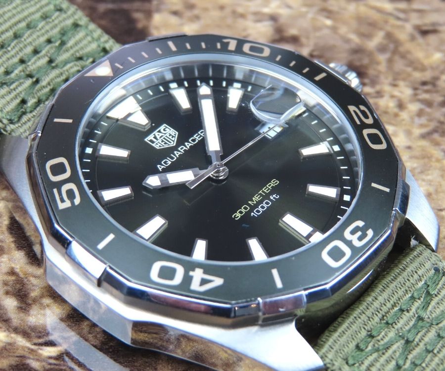 Read more about the article The Tag Heuer Aquaracer 43mm (Quartz) Review