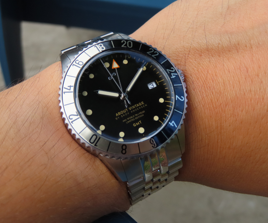 About Vintage 1982 GMT – Travelling through time(zones…)